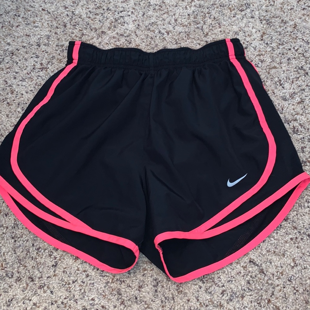 Women nike shorts